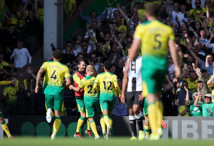 Premier League: Norwich mặc dù rất nỗ lực tuy nhiên những pha tấn công của họ lại rất thiếu sự sắc nét