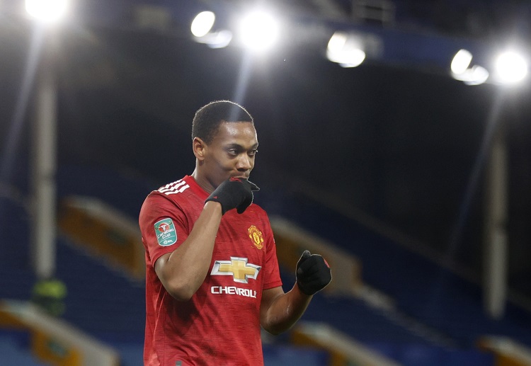 Anthony Martial and Edinson Cavani fired Manchester United into the semi-finals of the EFL Cup with a win over Everton