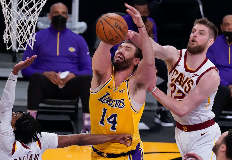 Nhận định bóng rổ bóng rổ NBA 2021 Los Angeles Lakers vs Milwaukee Bucks