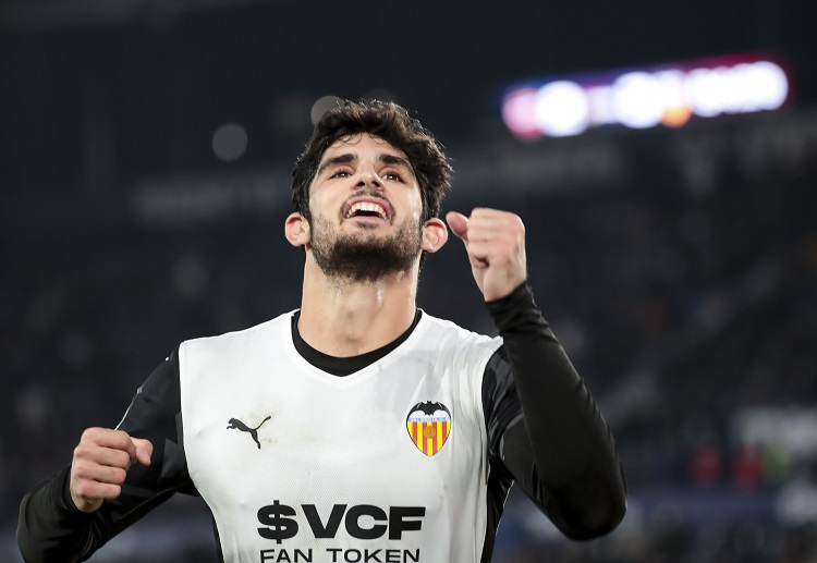 Goncalo Guedes beri satu assist di derby Valencia di La Liga