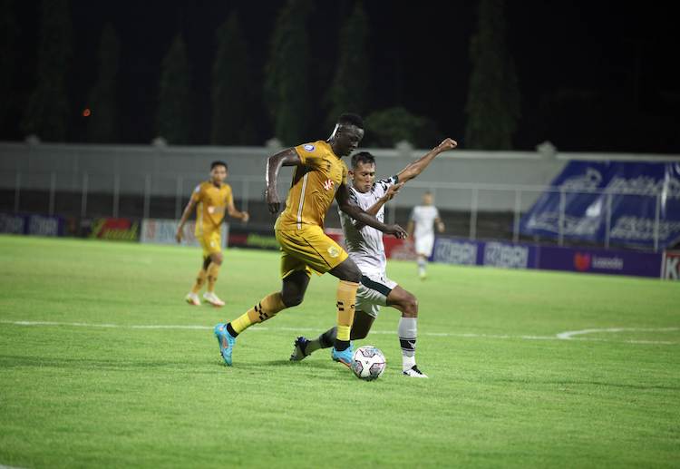 Ezechiel Ndouassel mvp di Liga 1 saat melawan Tira Persikabo.