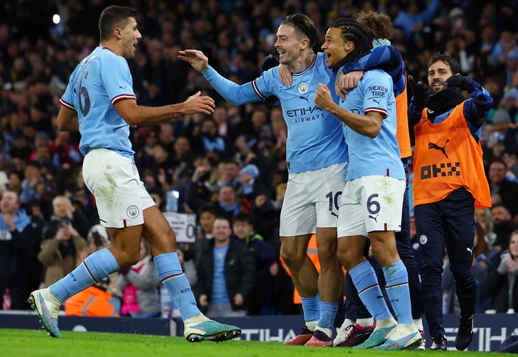 FA Cup: Với quyết tâm có bàn thắng trong hiệp một, Man City và Arsenal đã nhập cuộc trận đấu khá cởi mở