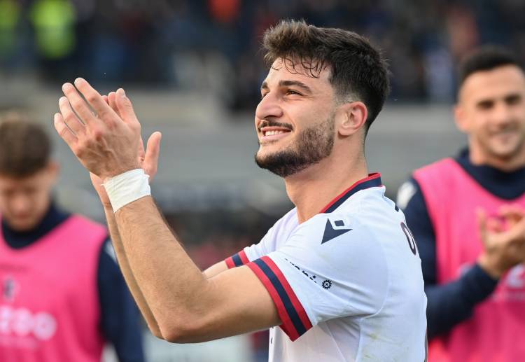 Serie A clubs Inter Milan and AS Roma are showing interest to sign Riccardo Orsolini from Bologna in summer