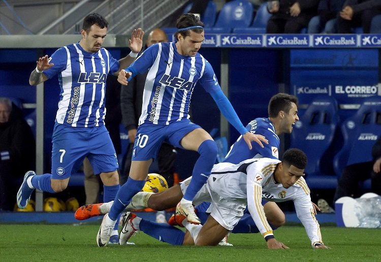 Alaves đang xếp thứ 11 trên BXH La Liga 2023/24