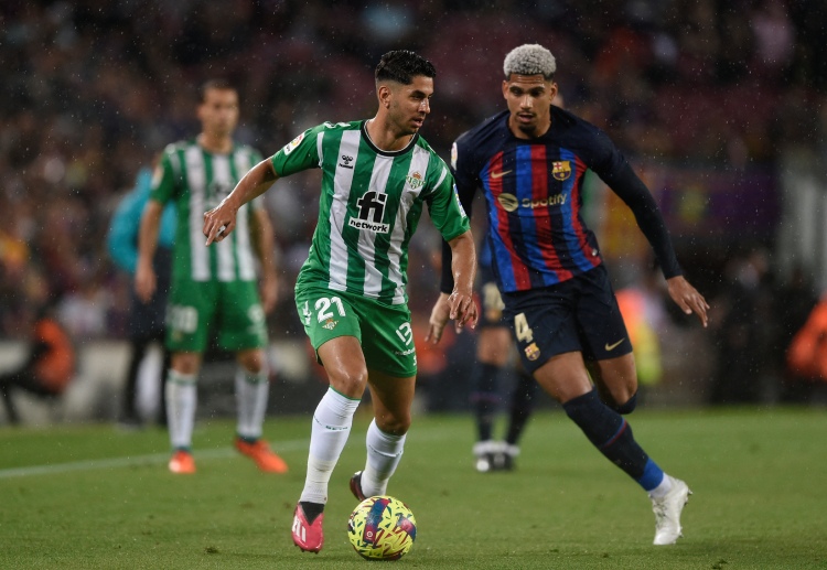 Ayoze Perez is inching closer to a switch from Real Betis to La Liga's Villarreal